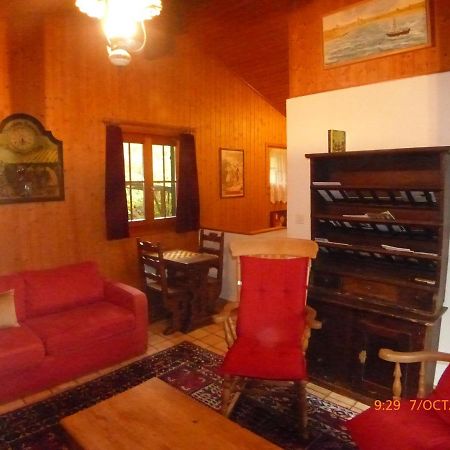 Charming Chalet With Panoramic View And Private Parking In Gruyere 그뤼예르 외부 사진